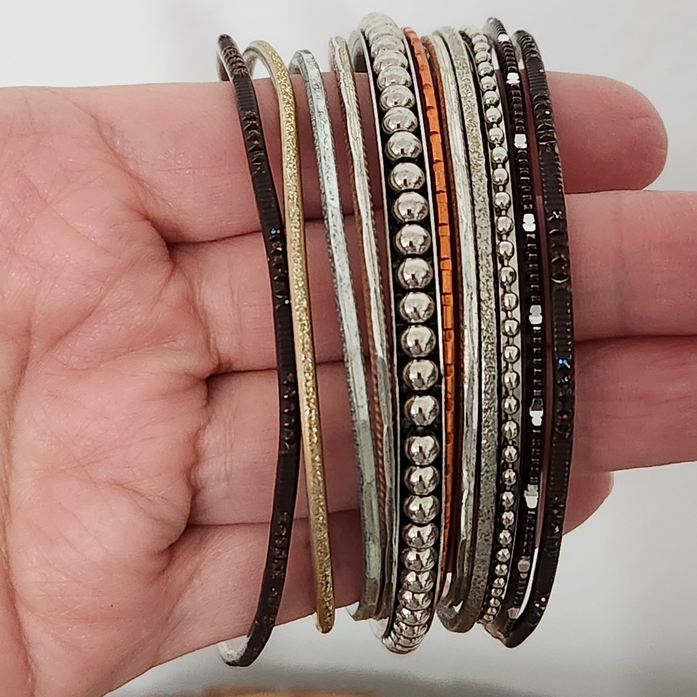 Large Lot of different bangles - Picture 4 of 4